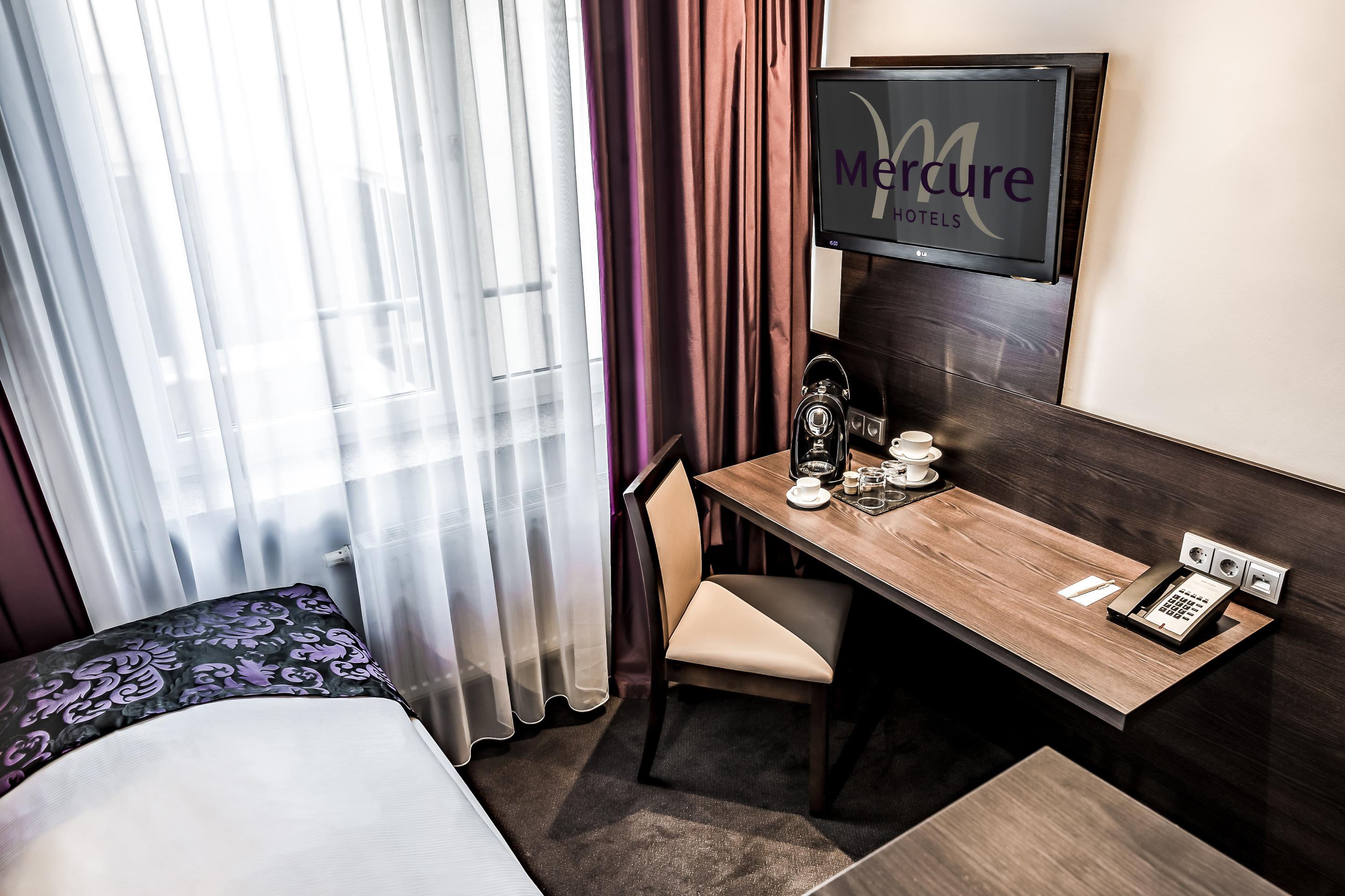 Hotel Mercure Frankfurt Messe 4*
