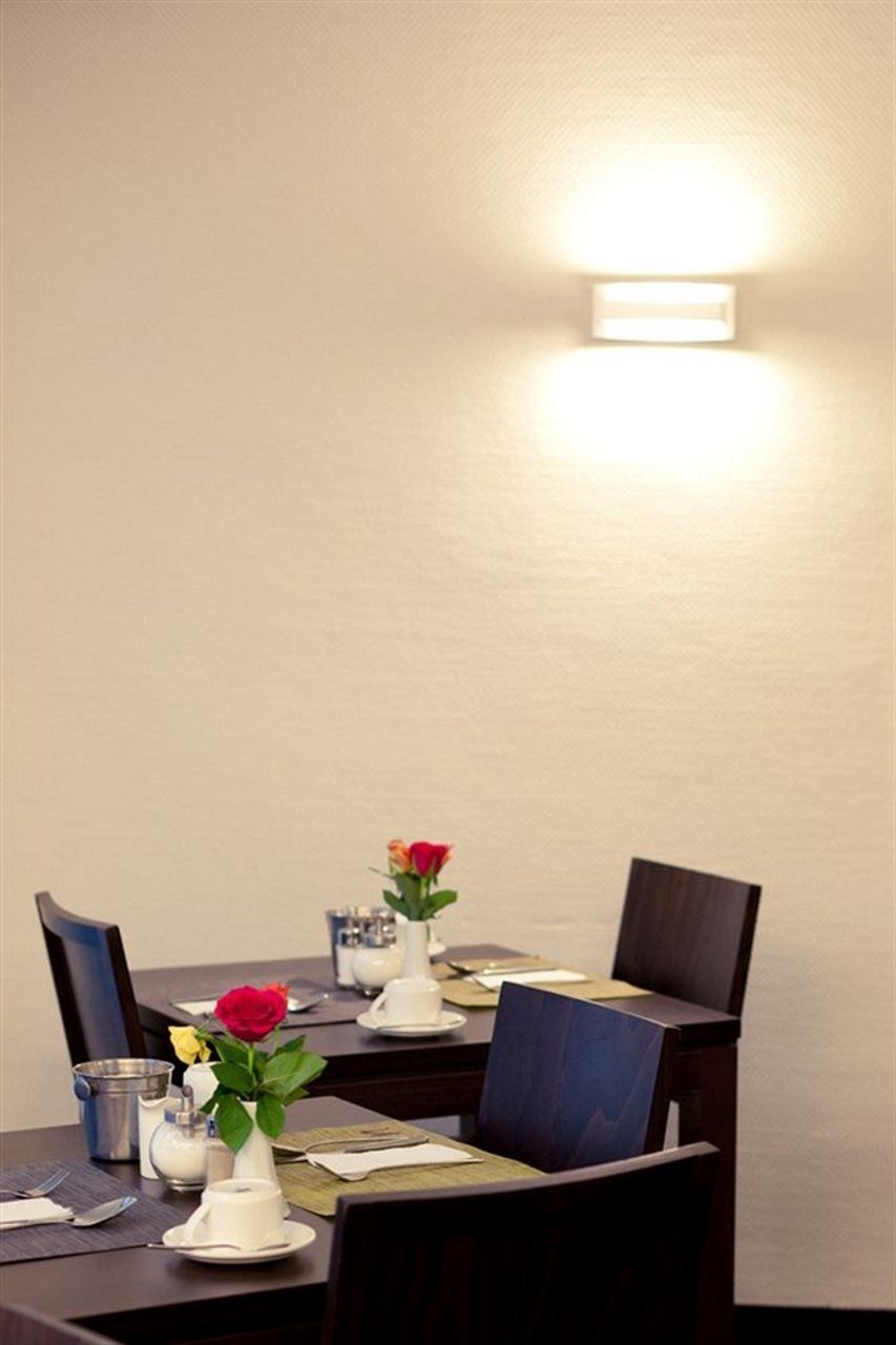 Mercure Frankfurt Messe Hotel 4*